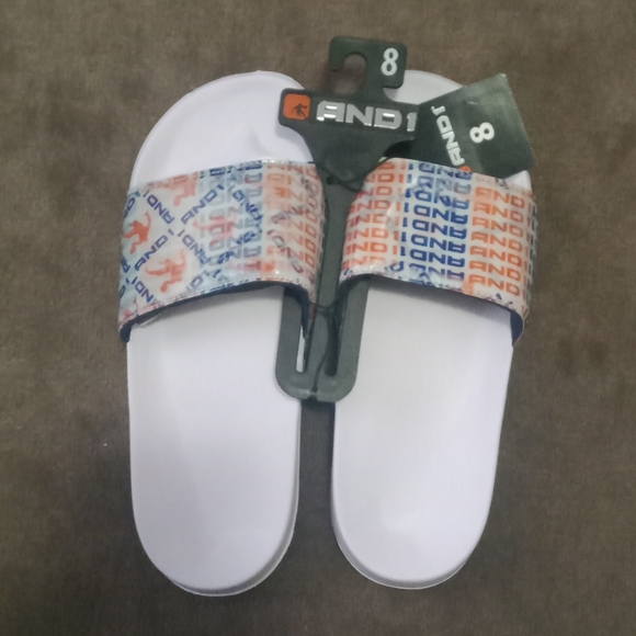 MEN'S SIZE 8 AND1 BASKETBALL WHITE CROSSOVER SLIDE SANDALS BRAND NEW NWT - Picture 2 of 4